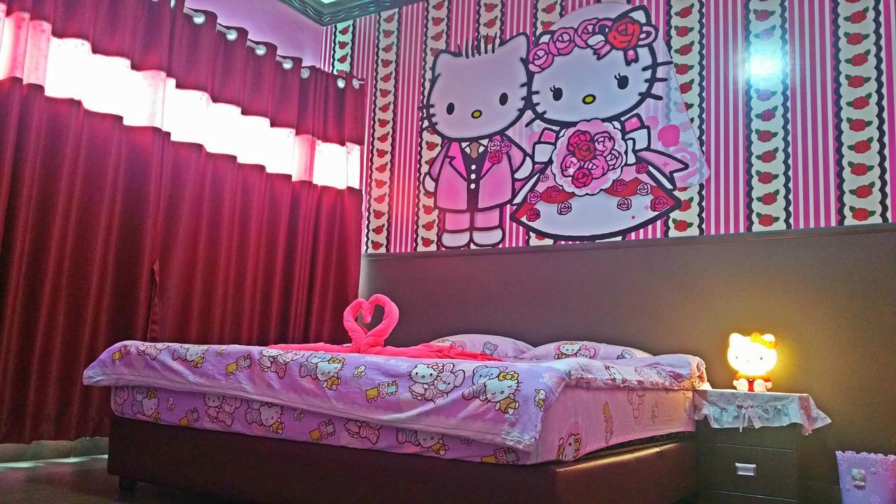 Hello Kitty Signature Suite 산다칸 외부 사진